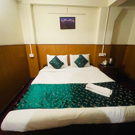 Hotel Palm Street Near Taj Agra  Ngoại thất bức ảnh