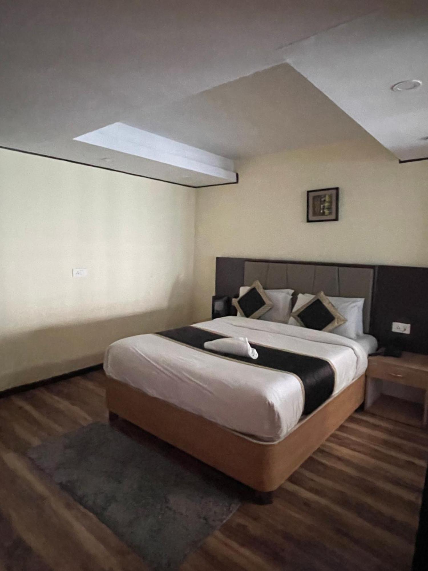 Hotel Palm Street Near Taj Agra  Ngoại thất bức ảnh